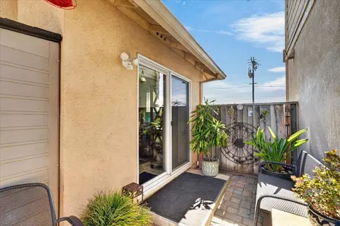 Exterior - 815 Rogge Rd, Salinas, CA 93906 photo 3 of 6