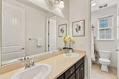 Bath - 2309 Encanto Way, Dublin, CA 94568 photo 3 of 7