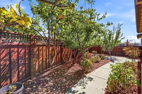 Exterior - 2309 Encanto Way, Dublin, CA 94568 photo 6 of 12