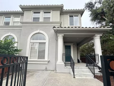 223 Vista Roma Way, San Jose, CA 95136