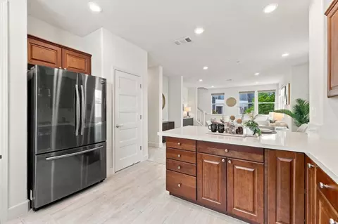 Kitchen - 553 Clover Cir, Milpitas, CA 95035 photo 3 of 3