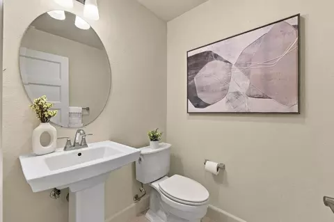Bath - 553 Clover Cir, Milpitas, CA 95035 photo 4 of 5