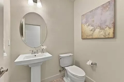 Bath - 553 Clover Cir, Milpitas, CA 95035 photo 2 of 5