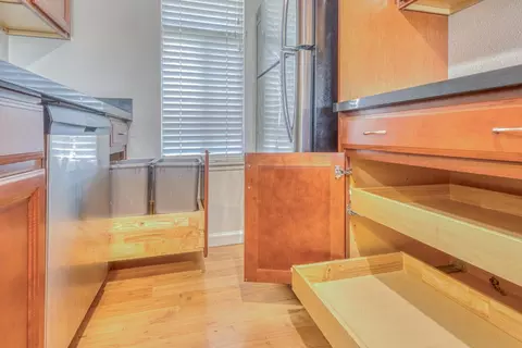 Kitchen - 182 Kern St 43, Salinas, CA 93905 photo 6 of 7