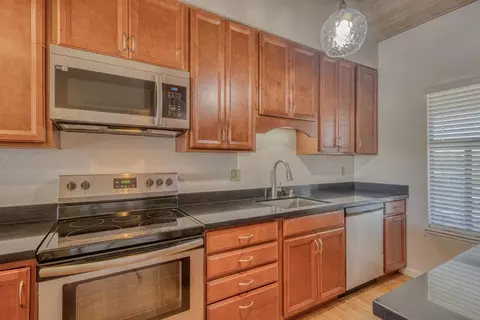 Kitchen - 182 Kern St 43, Salinas, CA 93905 photo 2 of 7