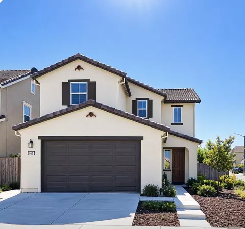 665 Tanoak Ct, Hollister, CA 95023