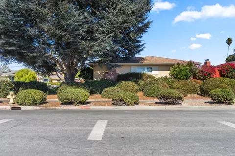 Exterior - 1069 University Ave, Salinas, CA 93901 photo 6 of 8