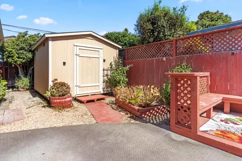 Exterior - 1069 University Ave, Salinas, CA 93901 photo 3 of 8