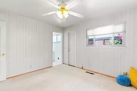 Bedroom - 1069 University Ave, Salinas, CA 93901 photo 3 of 4