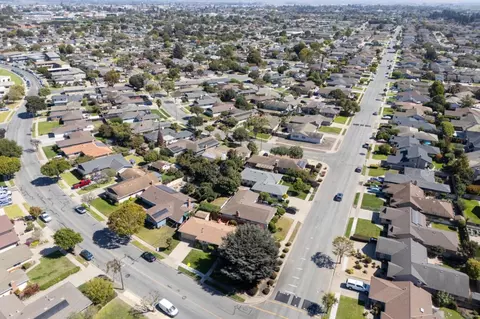 View/Area - 1069 University Ave, Salinas, CA 93901 photo 8 of 8