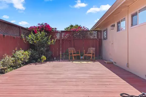 Exterior - 1069 University Ave, Salinas, CA 93901 photo 4 of 8