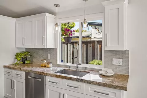 Kitchen - 128 Bonny St, Mountain View, CA 94043 photo 3 of 4