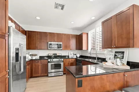 Kitchen - 161 Salmar Ter, Campbell, CA 95008 photo 2 of 2