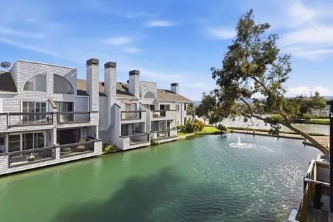 72 Cape Hatteras Ct, Redwood City, CA 94065