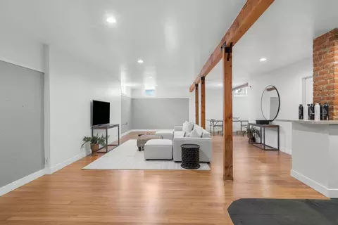 Living - 166 N 17th St, San Jose, CA 95112 photo 3 of 3