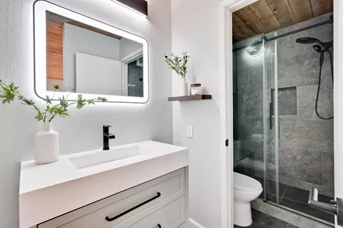Bath - 855 Brookline Dr E, Sunnyvale, CA 94087 photo 1 of 5