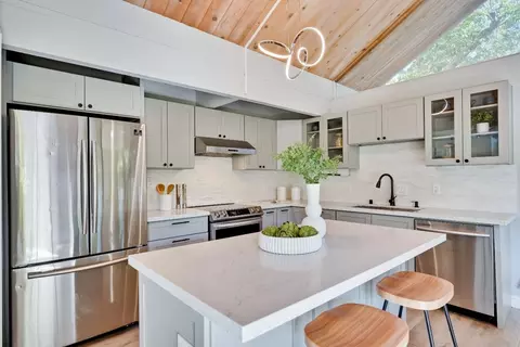 Kitchen - 855 Brookline Dr E, Sunnyvale, CA 94087 photo 2 of 7