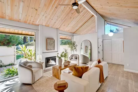 Living - 855 Brookline Dr E, Sunnyvale, CA 94087 photo 1 of 2