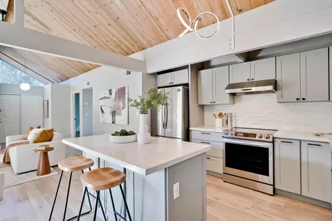 Kitchen - 855 Brookline Dr E, Sunnyvale, CA 94087 photo 1 of 7