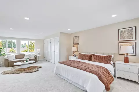 Bedroom - 1017 Sumac Dr, Sunnyvale, CA 94086 photo 1 of 8