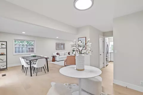 Entry Way - 1017 Sumac Dr, Sunnyvale, CA 94086 photo 2 of 4