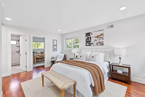 Bedroom - 1017 Sumac Dr, Sunnyvale, CA 94086 photo 6 of 8