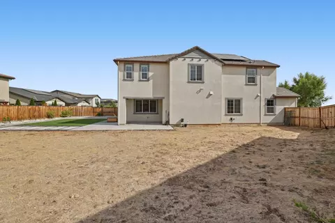 Exterior - 3057 Copley Dr, Tracy, CA 95377 photo 14 of 16