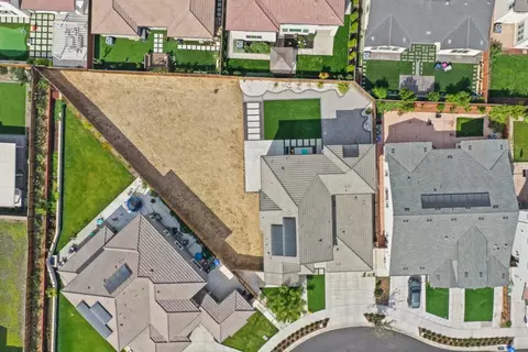 View/Area - 3057 Copley Dr, Tracy, CA 95377 photo 4 of 8