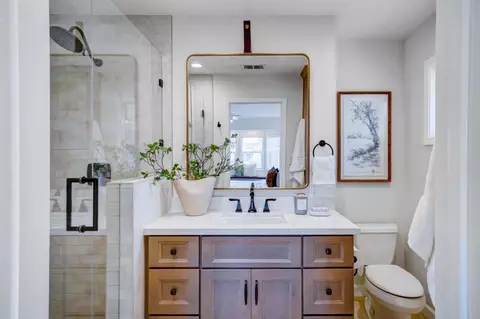 Bath - 204 N 3rd St, Campbell, CA 95008 photo 2 of 3