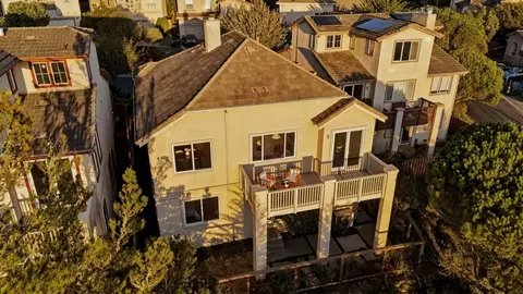 View/Area - 211 Sunset Ct, Pacifica, CA 94044 photo 3 of 6