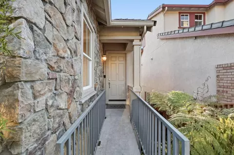 Entry Way - 211 Sunset Ct, Pacifica, CA 94044 photo 1 of 1