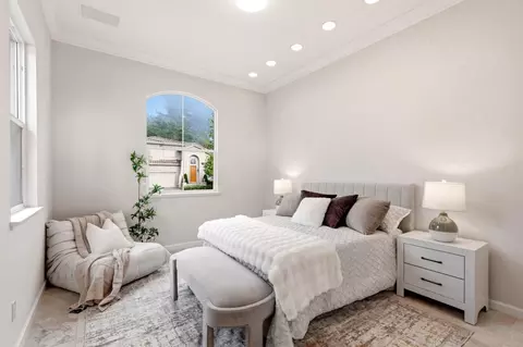 Bedroom - 211 Sunset Ct, Pacifica, CA 94044 photo 1 of 4