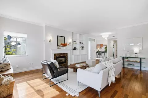 1318 Woodside Rd, Redwood City, CA 94061