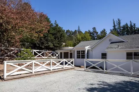 Exterior - 5752 Freedom Blvd, Aptos, CA 95003 photo 2 of 30