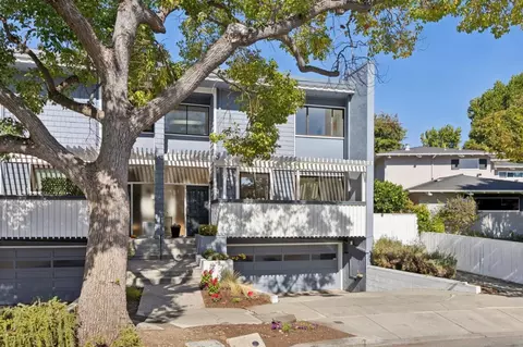 671 Fox Ct, Redwood City, CA 94061
