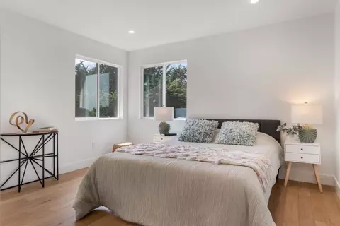 Bedroom - 580 Paloma Ave, Pacifica, CA 94044 photo 5 of 9