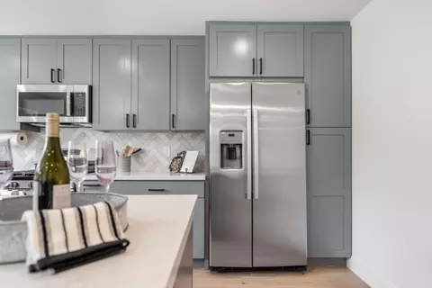Kitchen - 580 Paloma Ave, Pacifica, CA 94044 photo 5 of 6