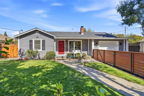 3739 Page St, Redwood City, CA 94063