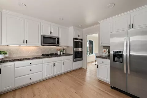 Kitchen - 3377 Filomena Ct, Mountain View, CA 94040 photo 2 of 3