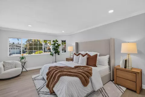 Bedroom - 10470 Glenview Ave, Cupertino, CA 95014 photo 1 of 4