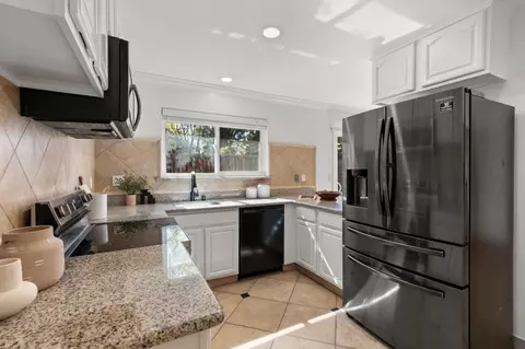 Kitchen - 67 Dot Ave, Campbell, CA 95008 photo 2 of 4