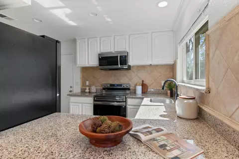 Kitchen - 67 Dot Ave, Campbell, CA 95008 photo 4 of 4