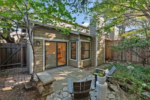Exterior - 137 Redding Rd A, Campbell, CA 95008 photo 5 of 5