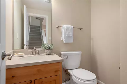 Bath - 137 Redding Rd A, Campbell, CA 95008 photo 1 of 3