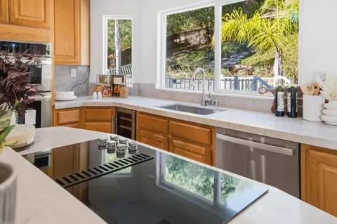 Kitchen - 1885 Hollyhock Ln, Gilroy, CA 95020 photo 3 of 3