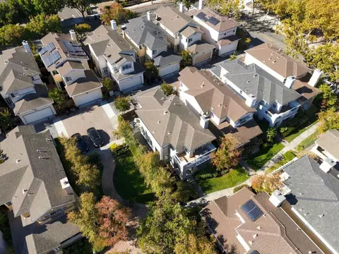 View/Area - 540 Minton Ln, Mountain View, CA 94041 photo 2 of 6