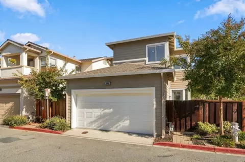 Exterior - 540 Minton Ln, Mountain View, CA 94041 photo 6 of 9