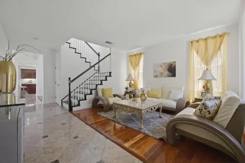 Entry Way - 9632 Cherrywood Ct, Gilroy, CA 95020 photo 2 of 4