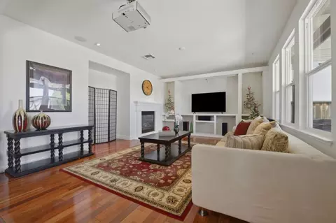 Living - 9632 Cherrywood Ct, Gilroy, CA 95020 photo 2 of 3