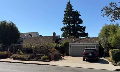 1376 Cedar St, San Carlos, CA 94070